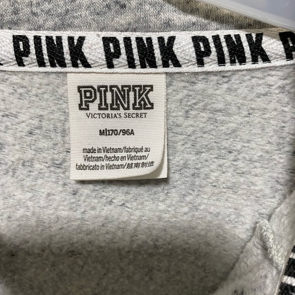 Pink Victoria’s Secret fleece jacket size M - Picture 10 of 16